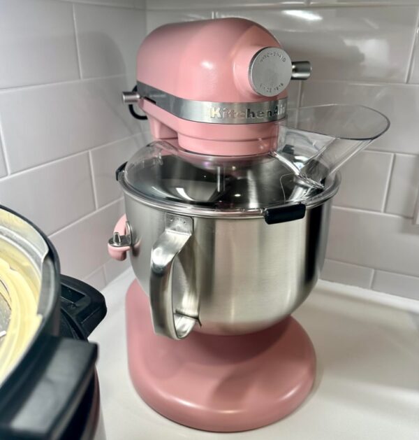7 Quart Bowl-Lift Stand Mixer